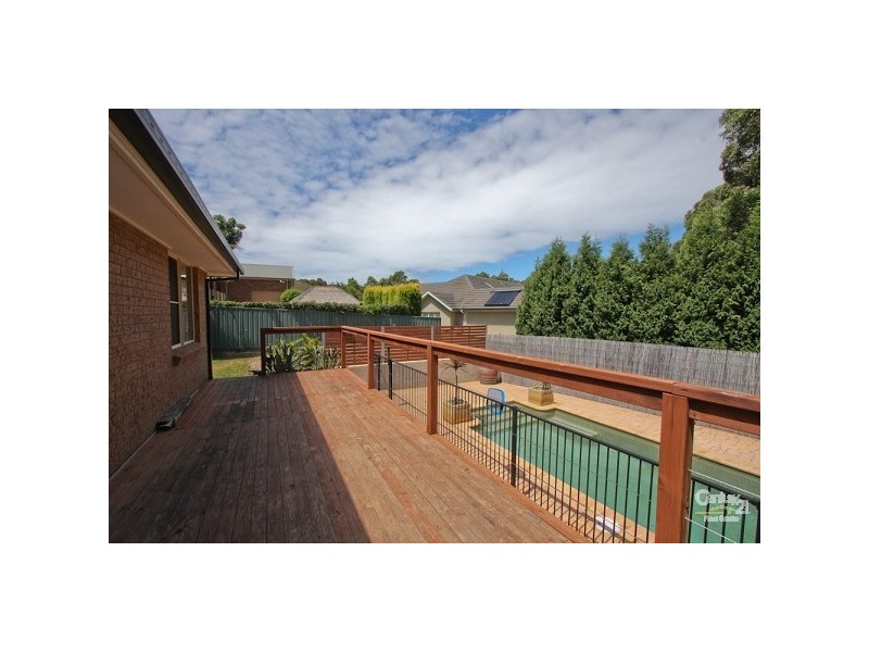 32 Leichhardt Road, Valentine NSW 2280