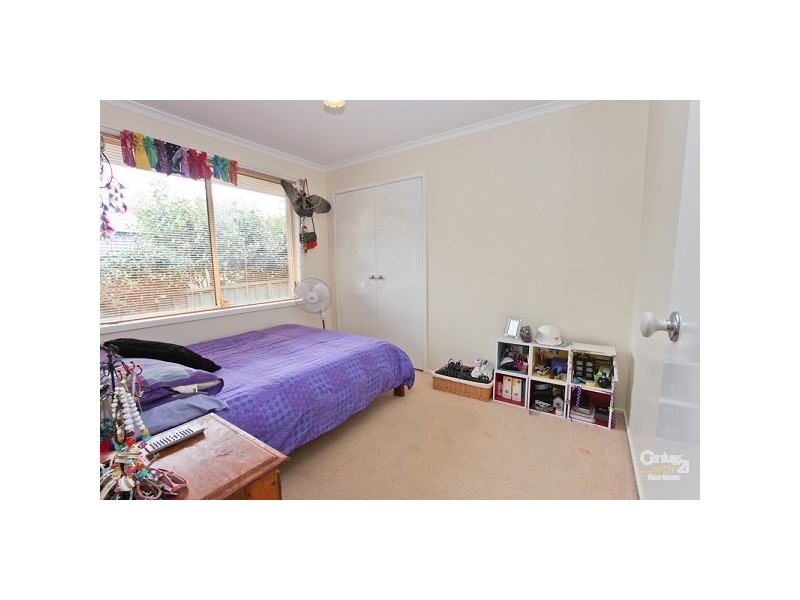 32 Leichhardt Road, Valentine NSW 2280