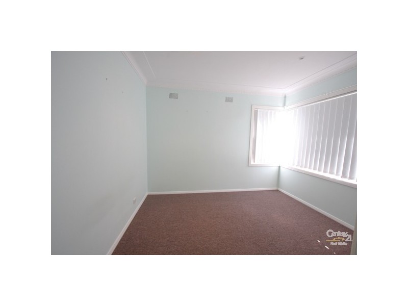 1/17 Kanundra Street, Belmont North NSW 2280