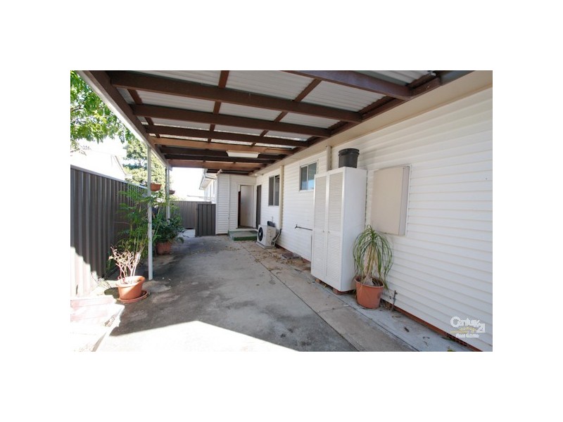 1/17 Kanundra Street, Belmont North NSW 2280