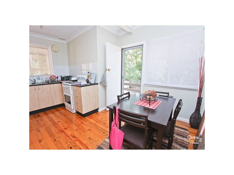 2 Valiant Avenue, Valentine NSW 2280