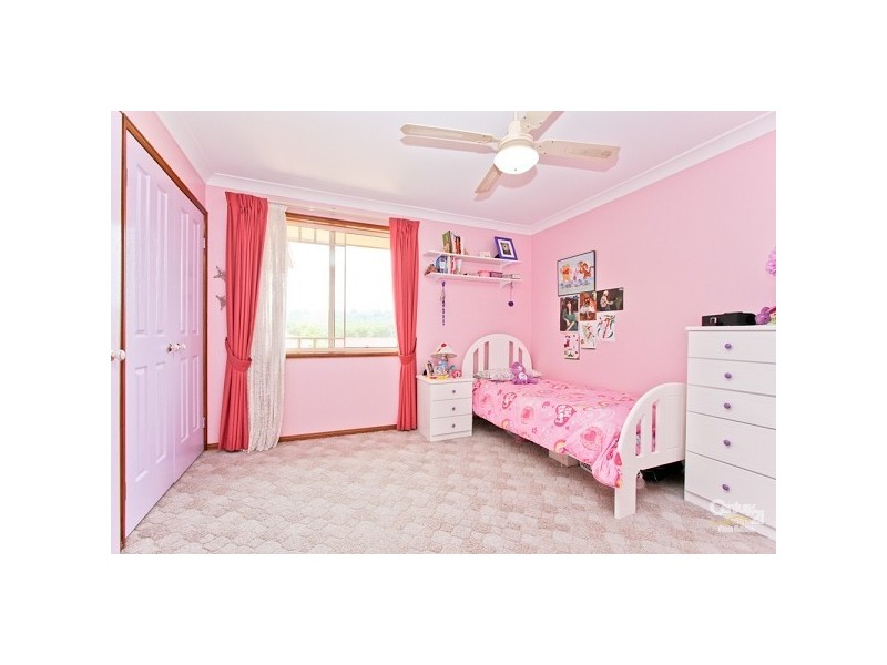 107 Myles Avenue, Warners Bay NSW 2282