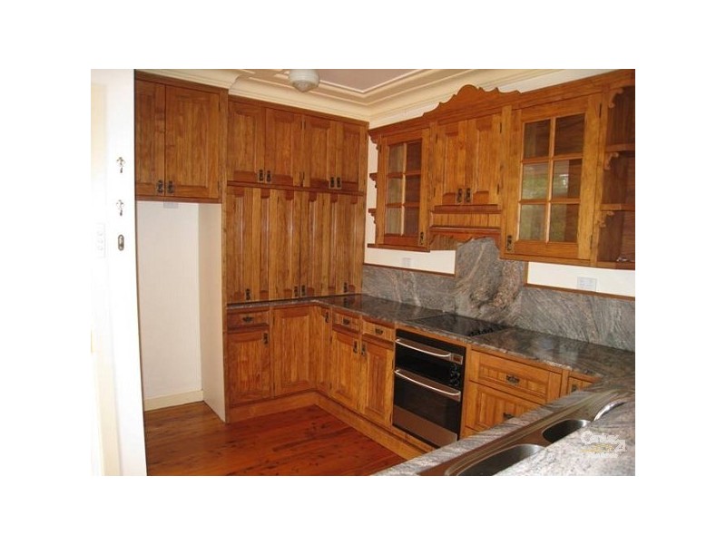 37 Croft Road, Eleebana NSW 2282