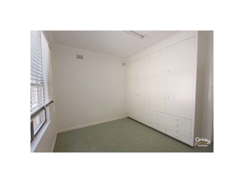 6 Butler Crescent, Warners Bay NSW 2282