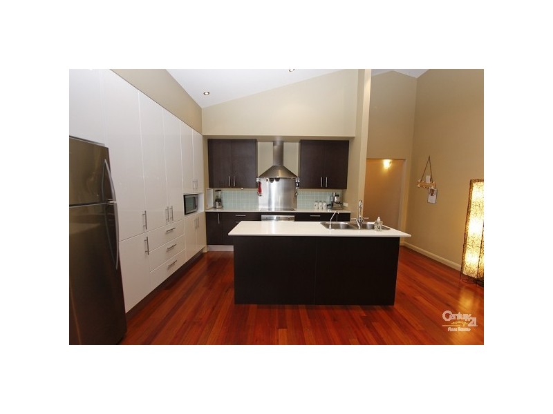 65 Woods Street, Redhead NSW 2290