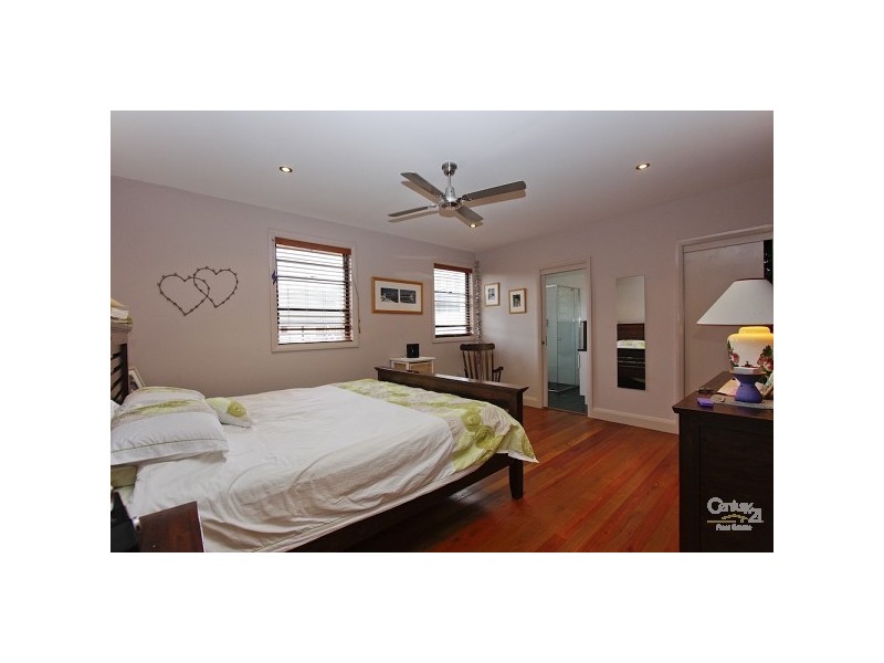 65 Woods Street, Redhead NSW 2290