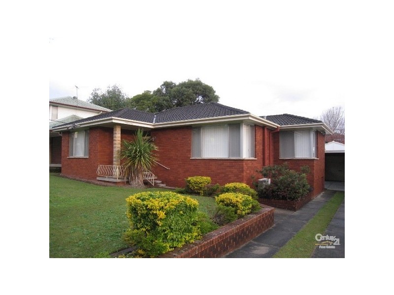 25 Gladgunson Drive, Eleebana NSW 2282