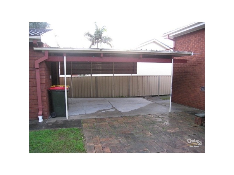 25 Gladgunson Drive, Eleebana NSW 2282