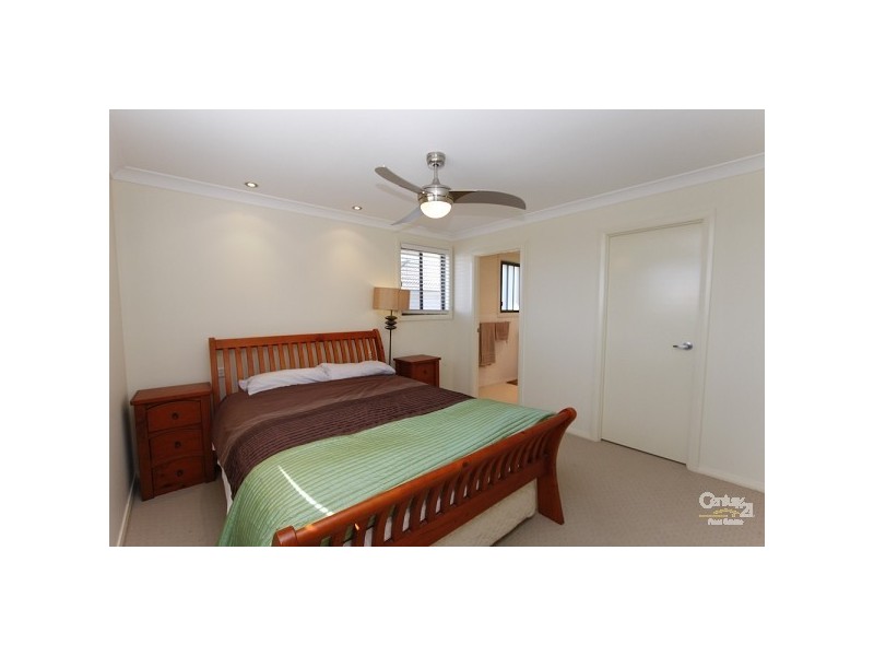 21 Siloam Drive, Belmont North NSW 2280