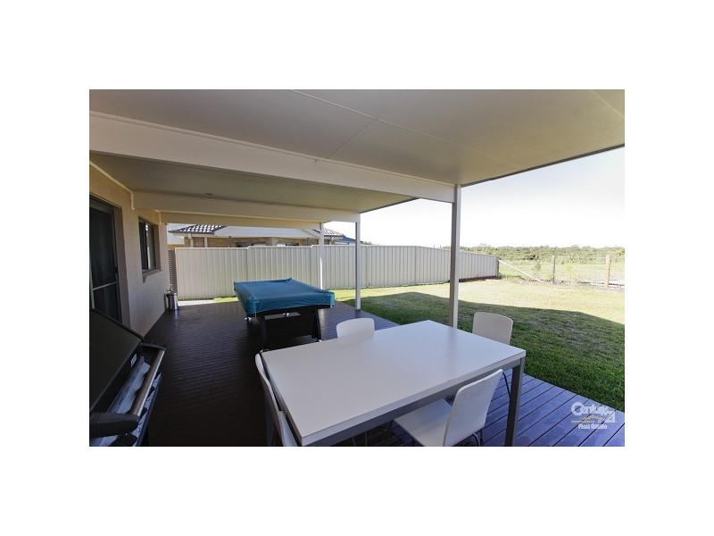 21 Siloam Drive, Belmont North NSW 2280