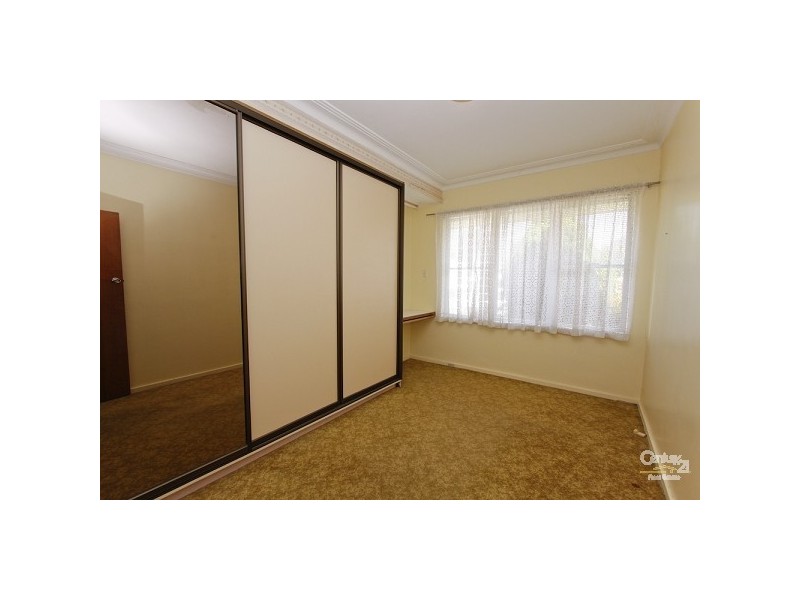 9 Cobbin Parade, Belmont NSW 2280
