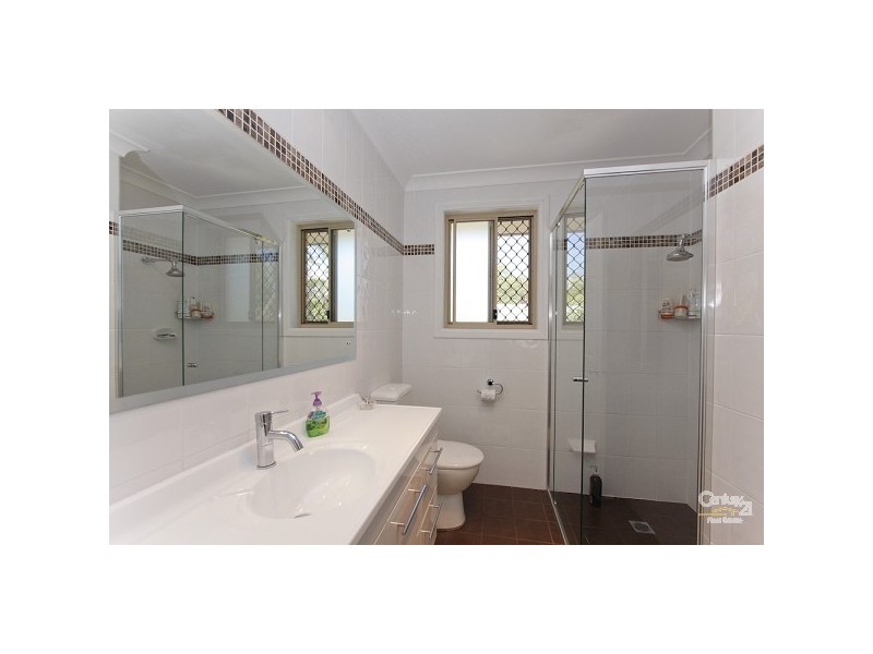 17 Dwyer Chase, Eleebana NSW 2282