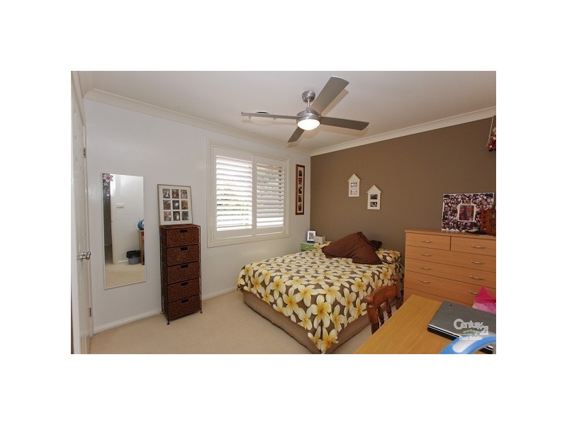 17 Dwyer Chase, Eleebana NSW 2282