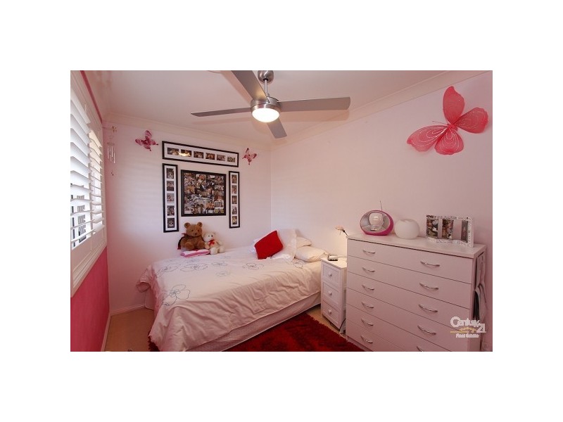 17 Dwyer Chase, Eleebana NSW 2282