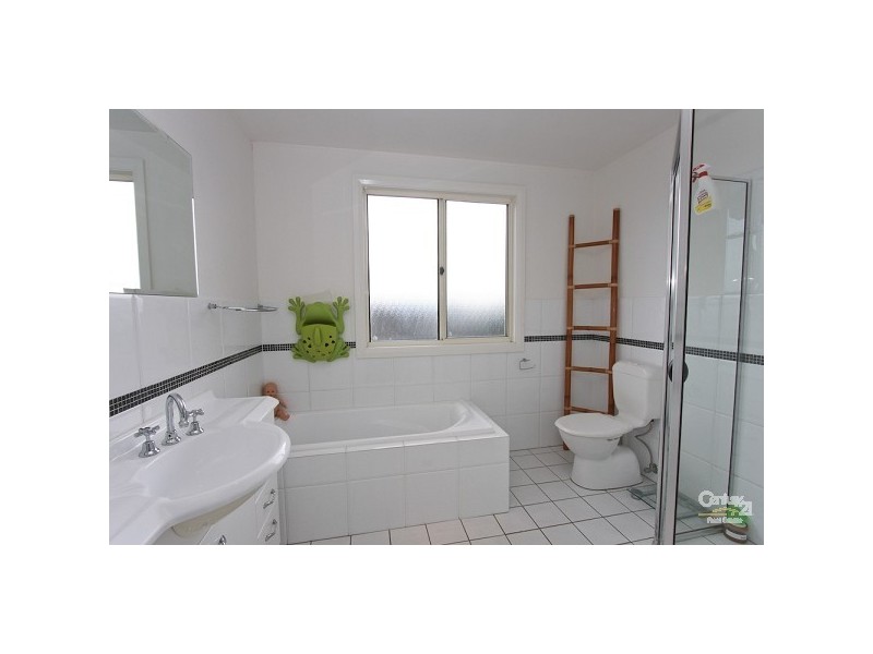 7 Seascape Drive, Redhead NSW 2290