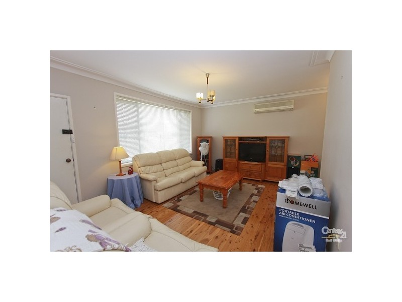 27 Lurnea Crescent, Valentine NSW 2280