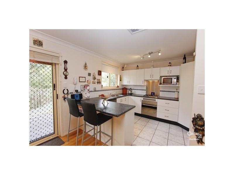 2 Honeyeater Place, Tingira Heights NSW 2290