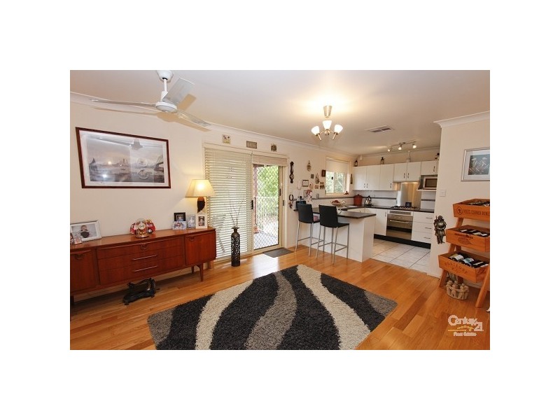 2 Honeyeater Place, Tingira Heights NSW 2290