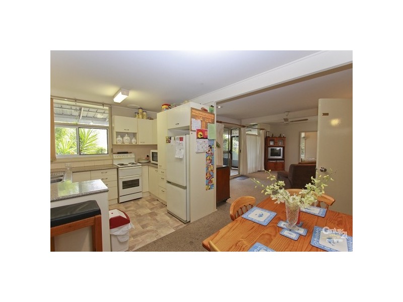 15 Victor Avenue, Valentine NSW 2280