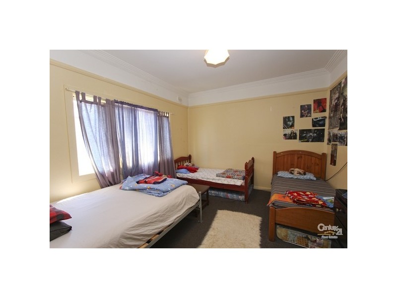 16 Beach Street, Belmont South NSW 2280