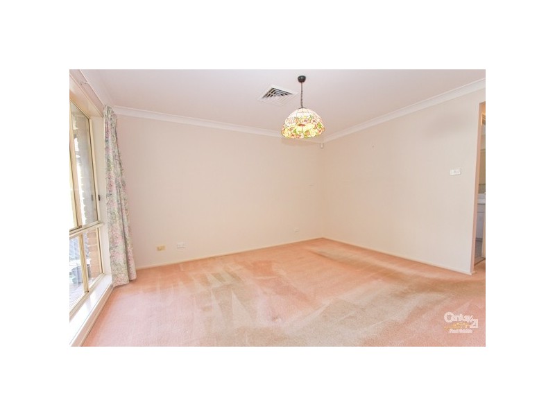 6 Gleeson Crescent, Eleebana NSW 2282