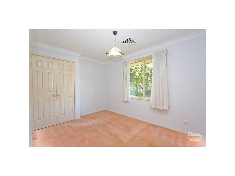 6 Gleeson Crescent, Eleebana NSW 2282