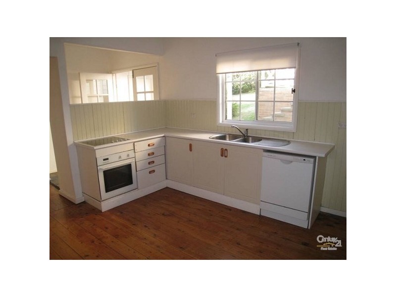 70 Thompson Road, Speers Point NSW 2284