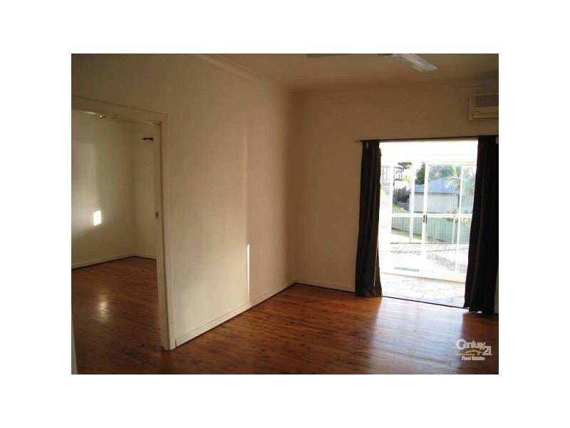 70 Thompson Road, Speers Point NSW 2284