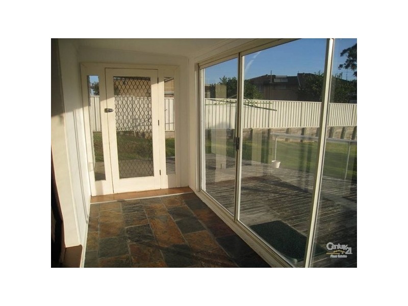 70 Thompson Road, Speers Point NSW 2284