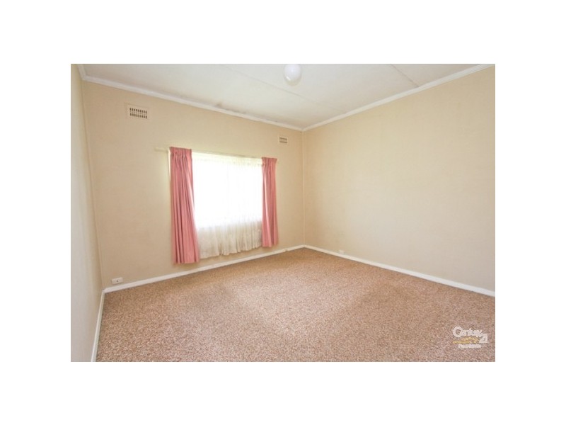 24 Charles Street, Warners Bay NSW 2282