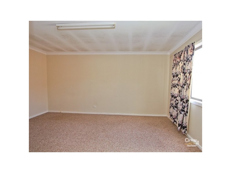 24 Charles Street, Warners Bay NSW 2282