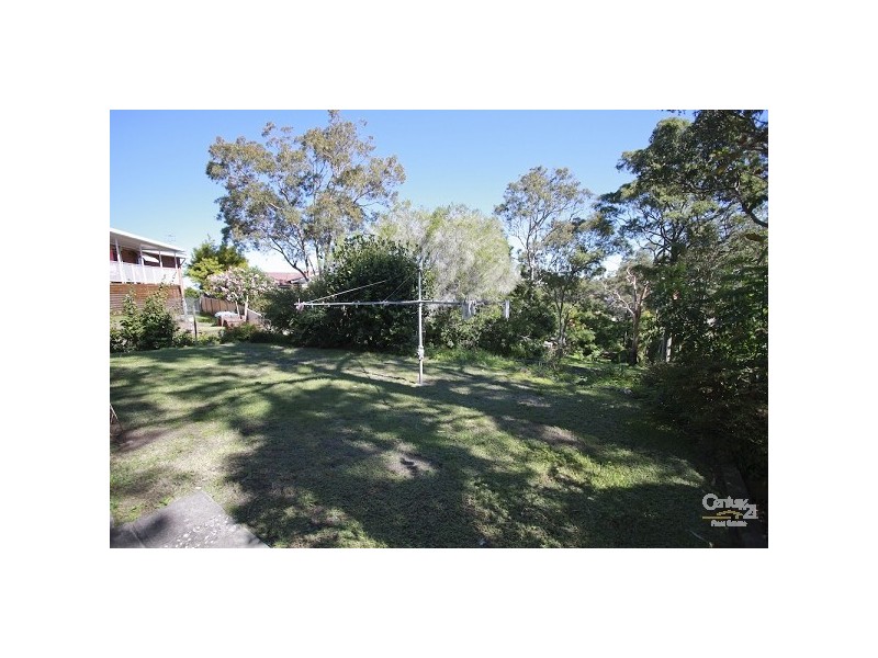 11 Mary Avenue, Belmont NSW 2280