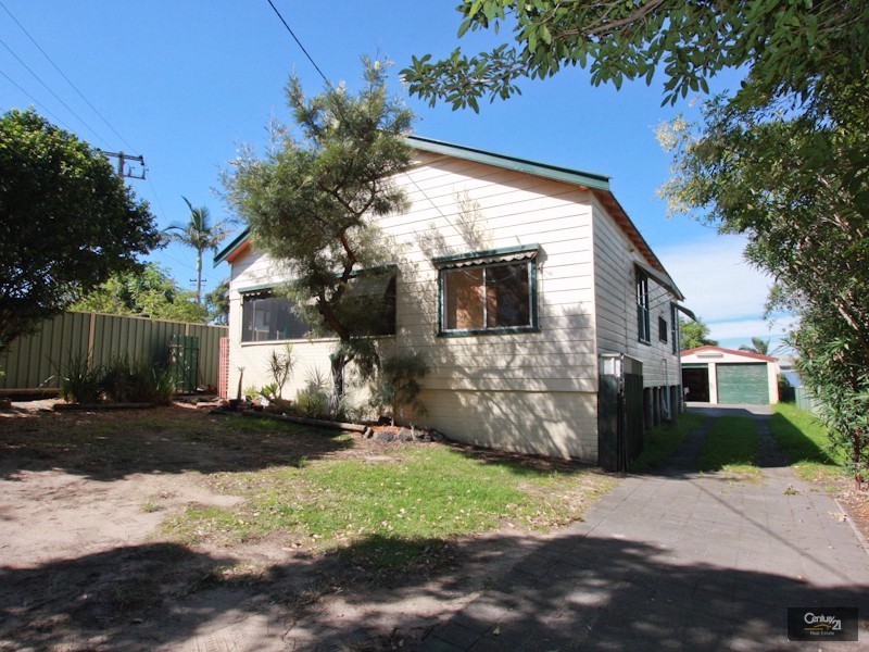 208 Wommara Avenue, Belmont North NSW 2280