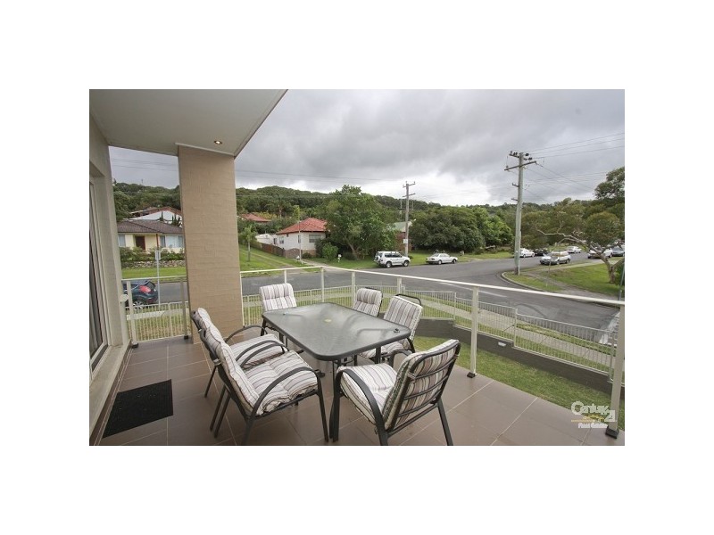 30 Ruswell Avenue, Warners Bay NSW 2282