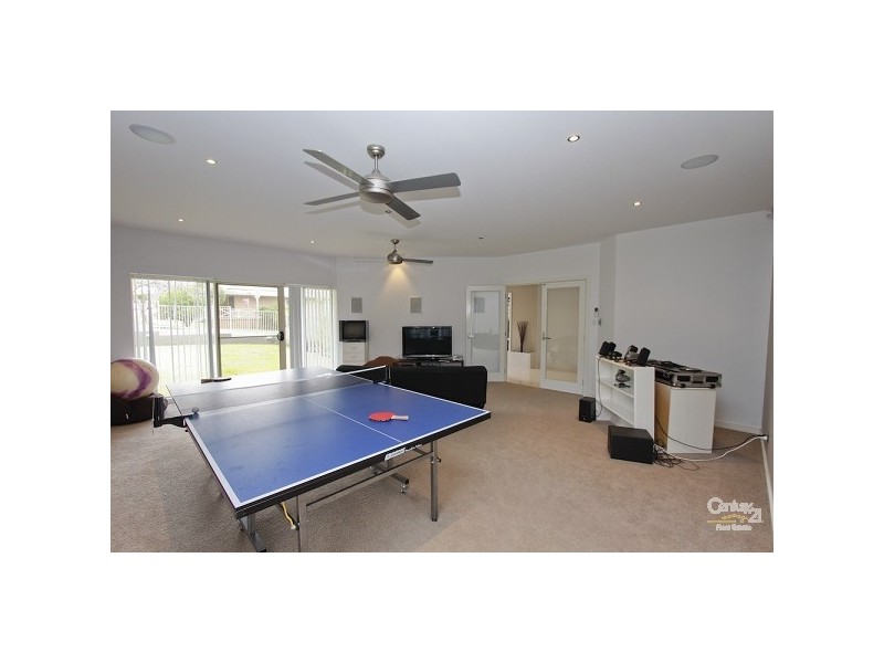 30 Ruswell Avenue, Warners Bay NSW 2282