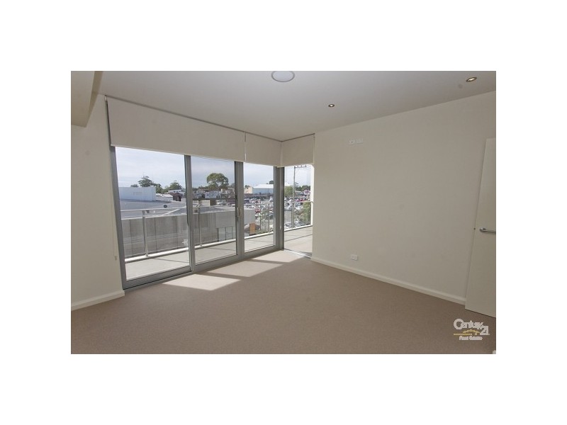 304/5 Sharp Street, Belmont NSW 2280