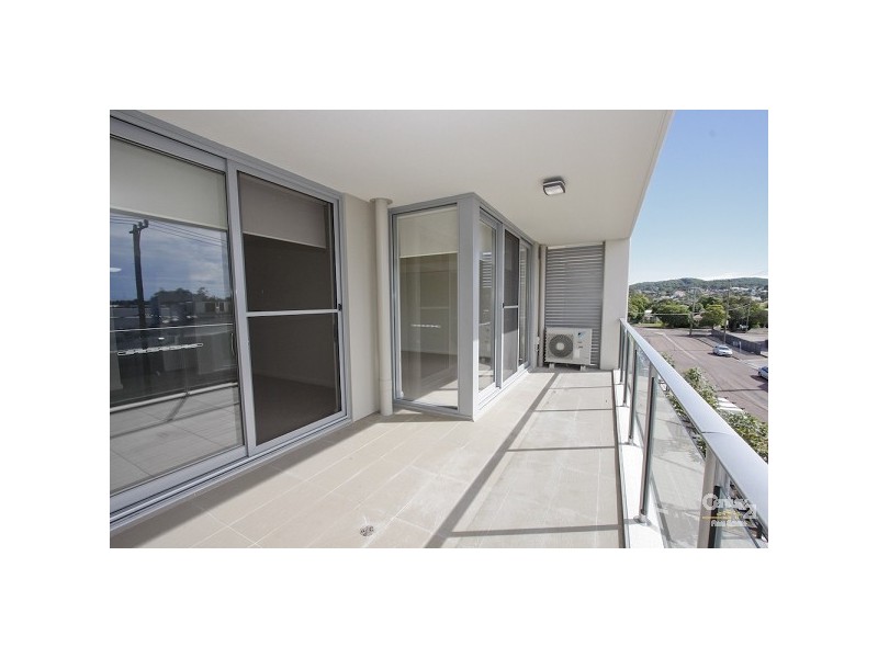304/5 Sharp Street, Belmont NSW 2280
