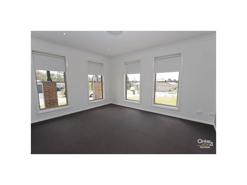 61A Dalmeny Drive, Macquarie Hills NSW 2285