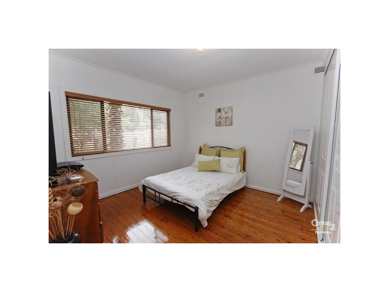 297 Pacific Highway, Belmont North NSW 2280