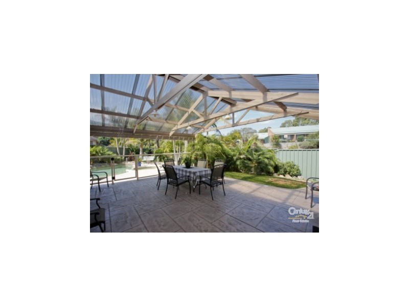 17 Dwyer Close, Eleebana NSW 2282