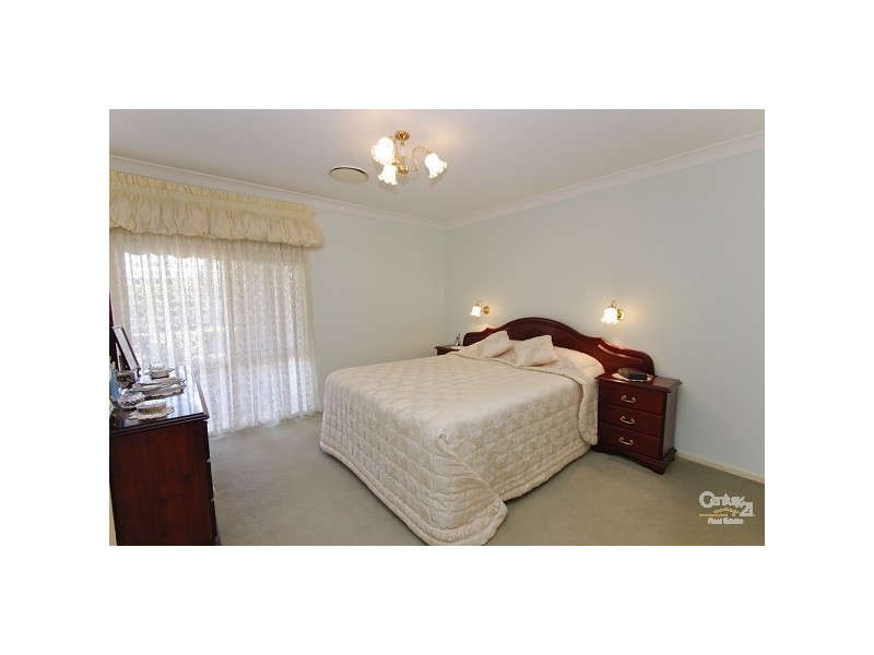 4 Pepperbush Place, Garden Suburb NSW 2289