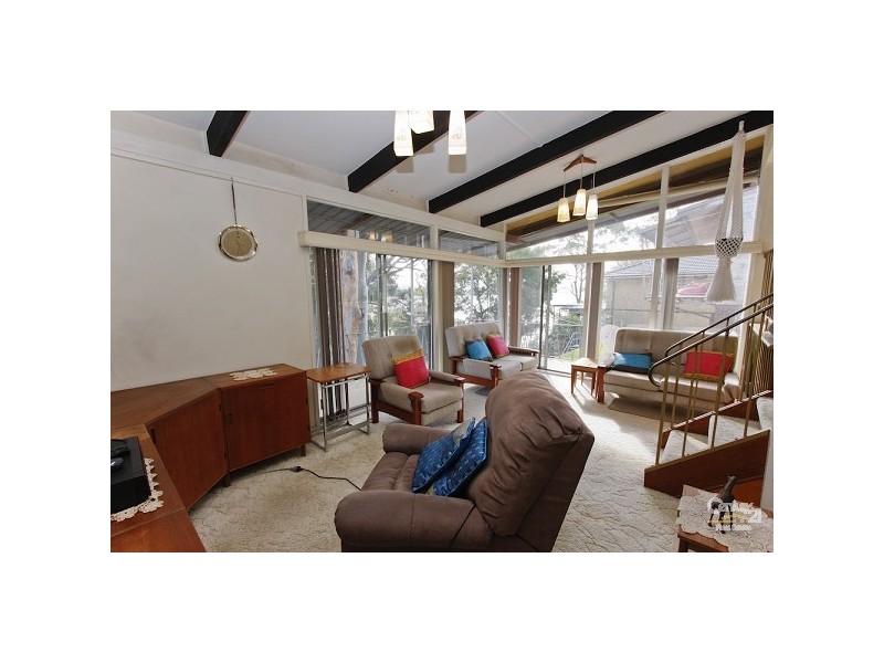 23 Croft Road, Eleebana NSW 2282