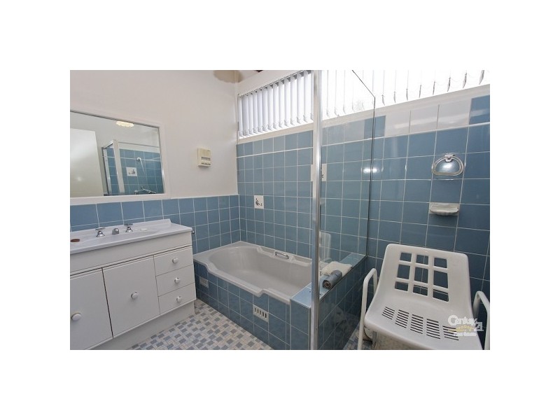 23 Croft Road, Eleebana NSW 2282