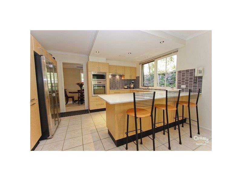 6 Eaton Close, Warners Bay NSW 2282