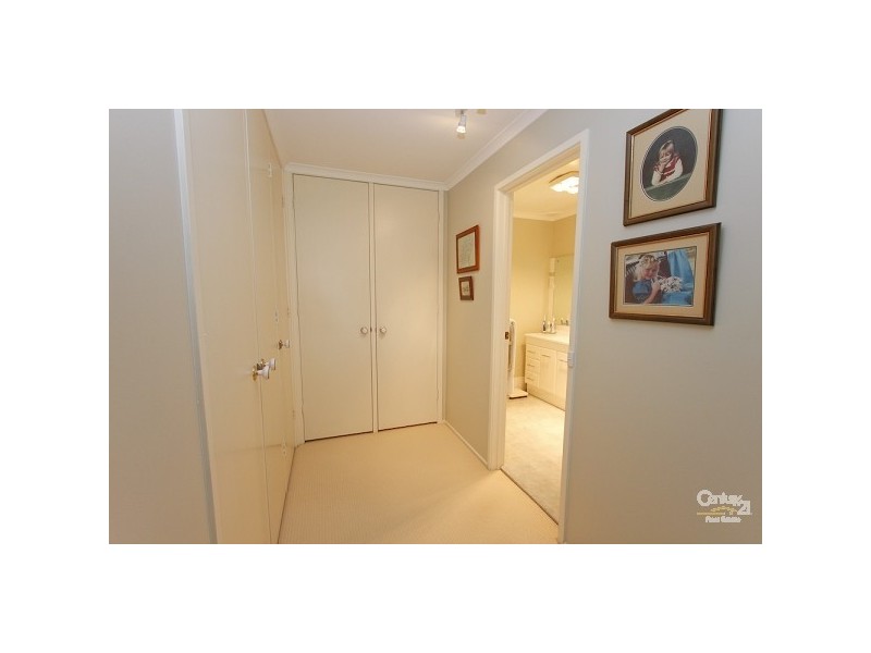 6 Eaton Close, Warners Bay NSW 2282
