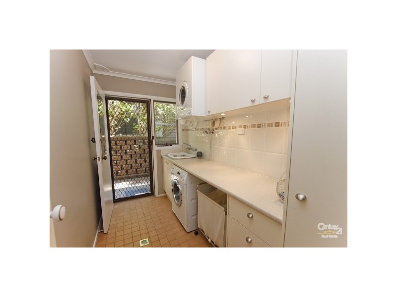 6 Eaton Close, Warners Bay NSW 2282