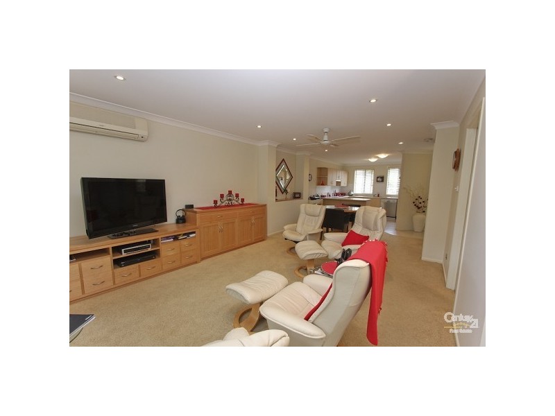 2/30 Martin Street, Warners Bay NSW 2282