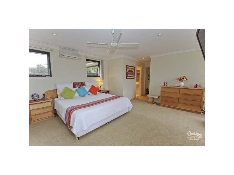 2/30 Martin Street, Warners Bay NSW 2282
