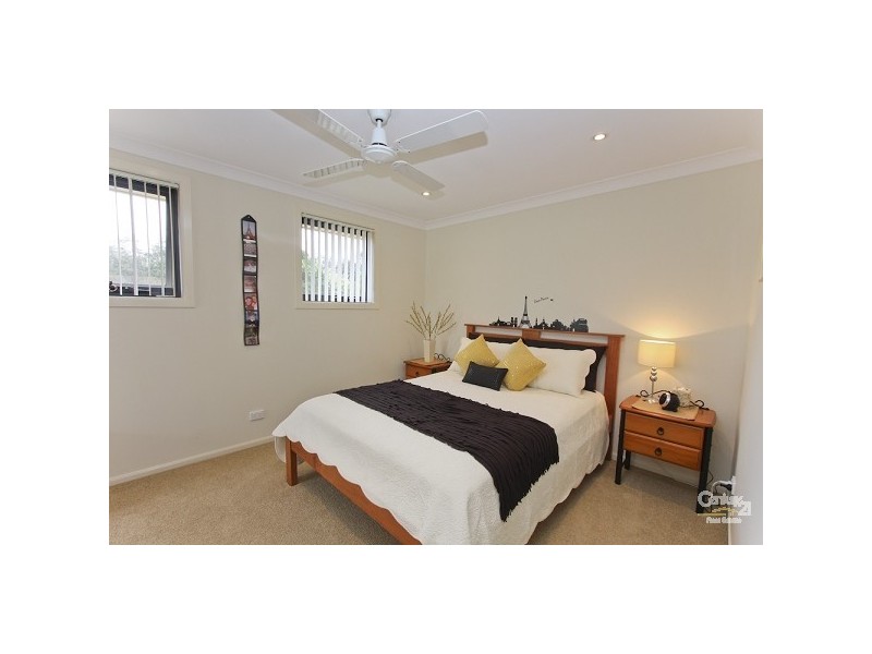 2/30 Martin Street, Warners Bay NSW 2282