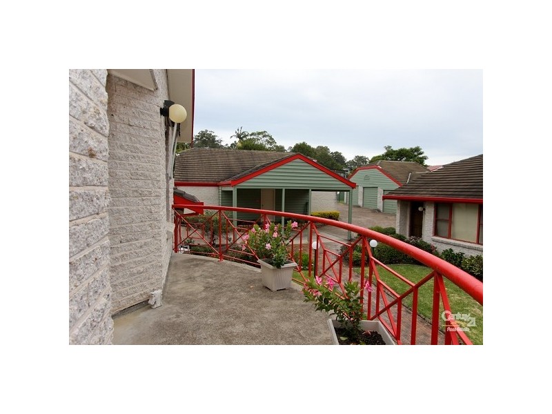 8/50 Allambee Place, Valentine NSW 2280